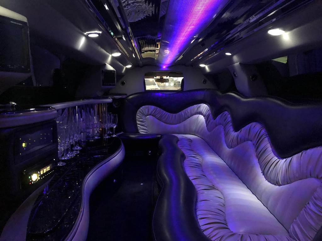 Chrysler 300c Limo Hire Gallery - Cheap Limo Hire Melbourne